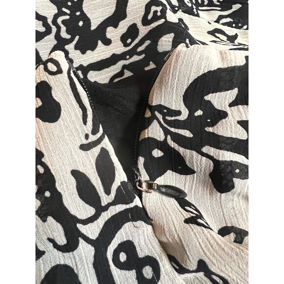 Y2K I.C.E White And Black Floral Double Lined Midi Whimsygoth Skirt Size 10 - Picture 4 of 5